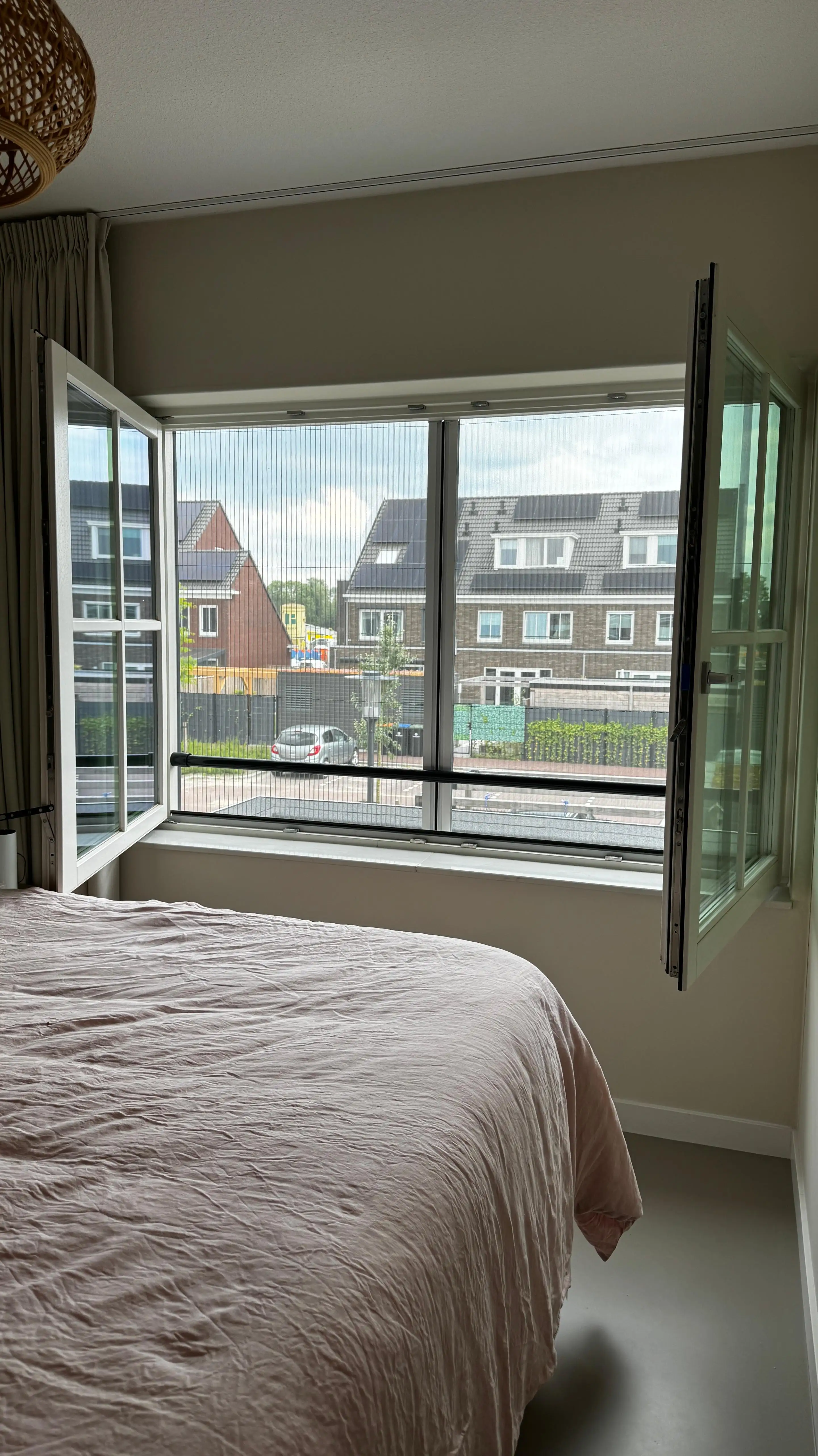 Last van hooikoorts? Zo helpen horren met pollenwerend gaas!
